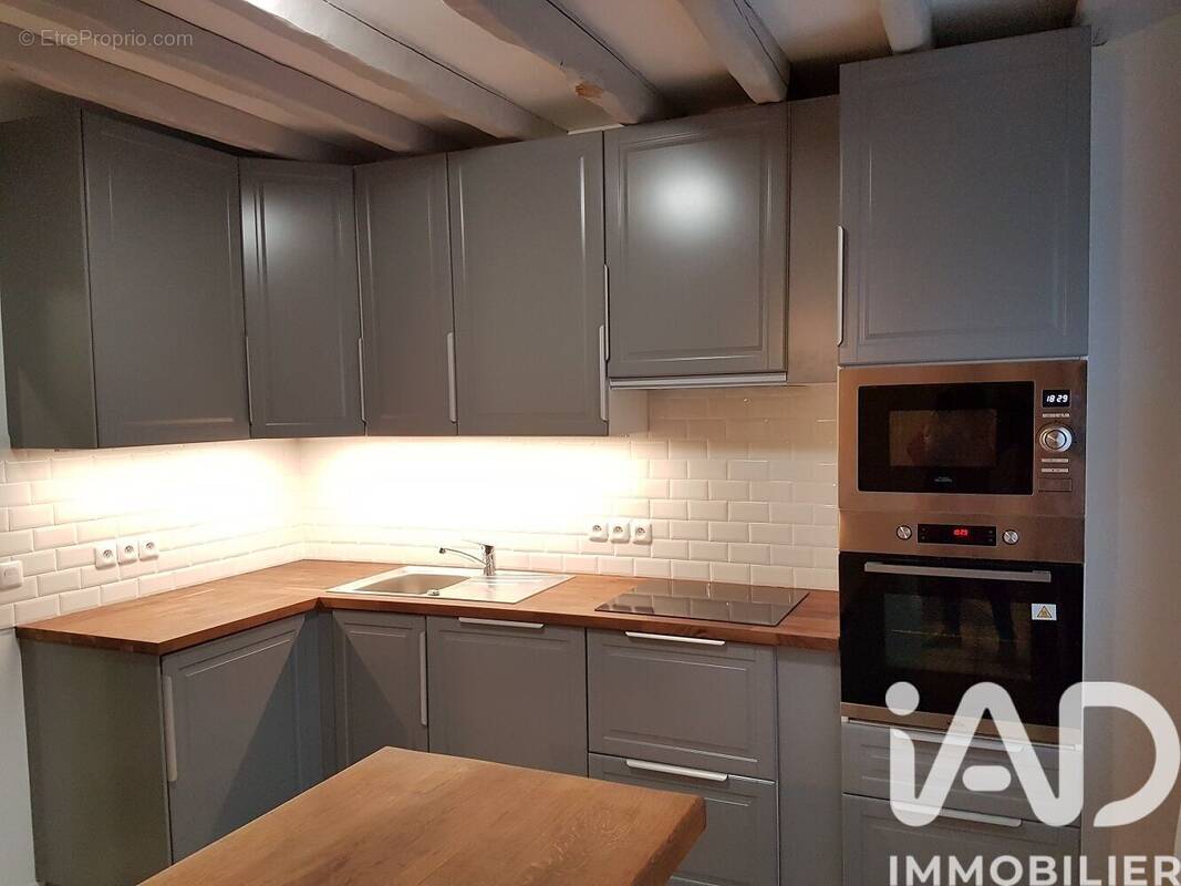 Photo 1 - Maison à LE BOURGET