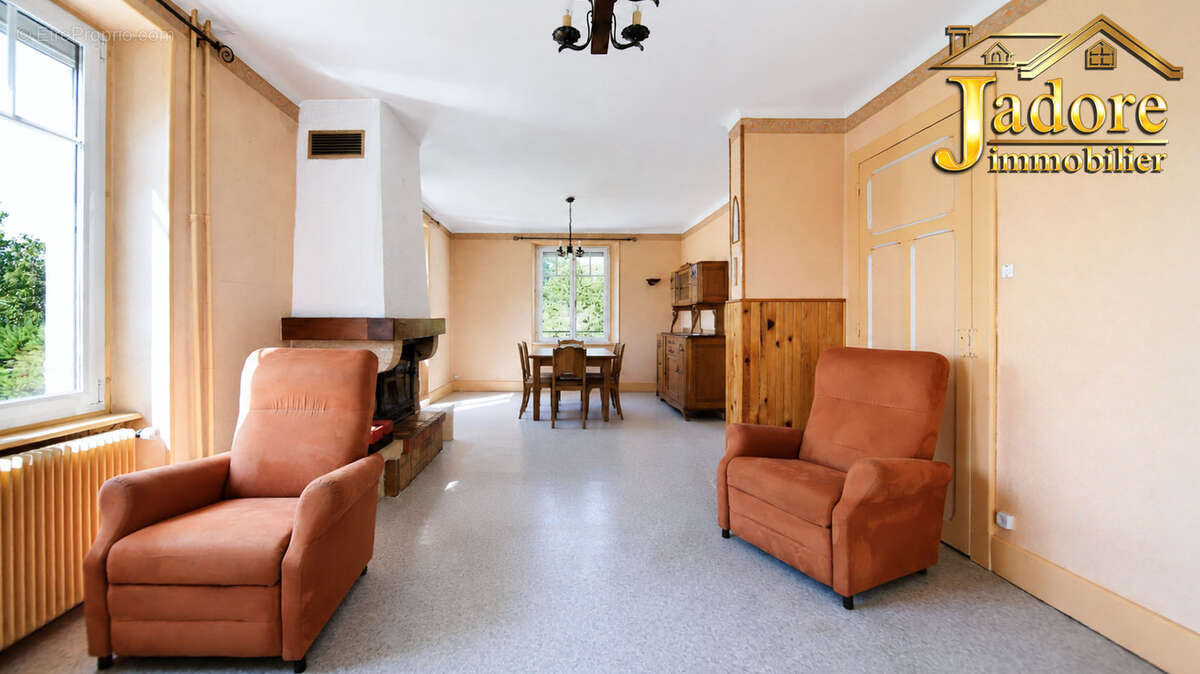 Maison 118 m² à Anould  - photo 11