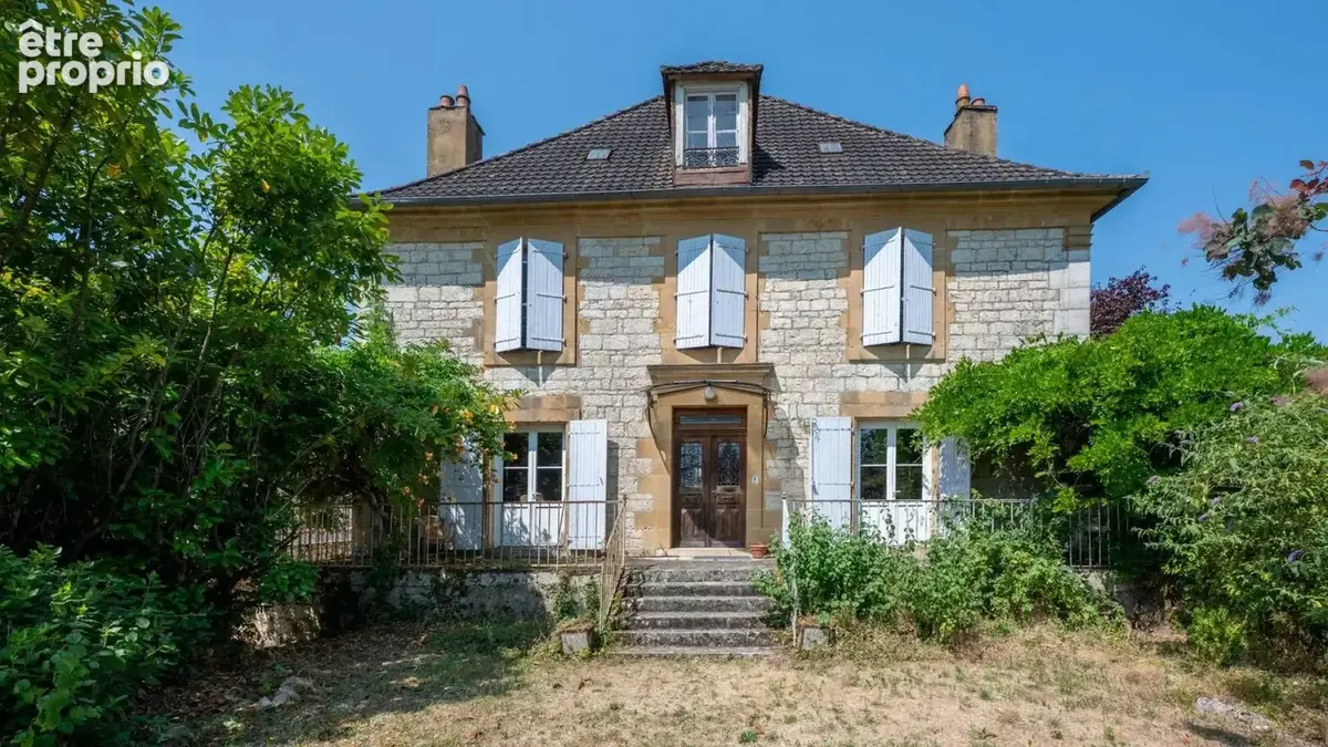 Maison à GOURDON