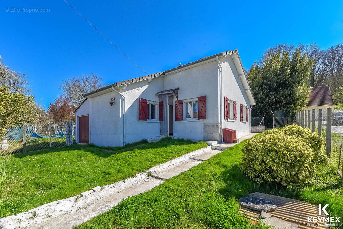 Maison à BEAUMONT-SUR-OISE