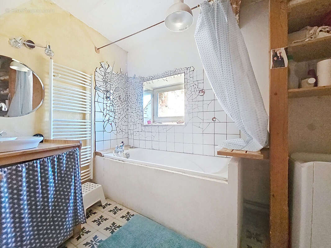 Maison à ROCHEFORT-DU-GARD