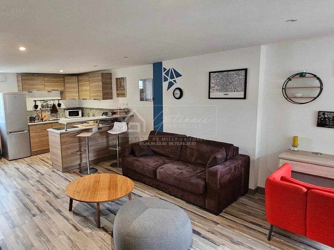 Appartement à SAULX-LES-CHARTREUX