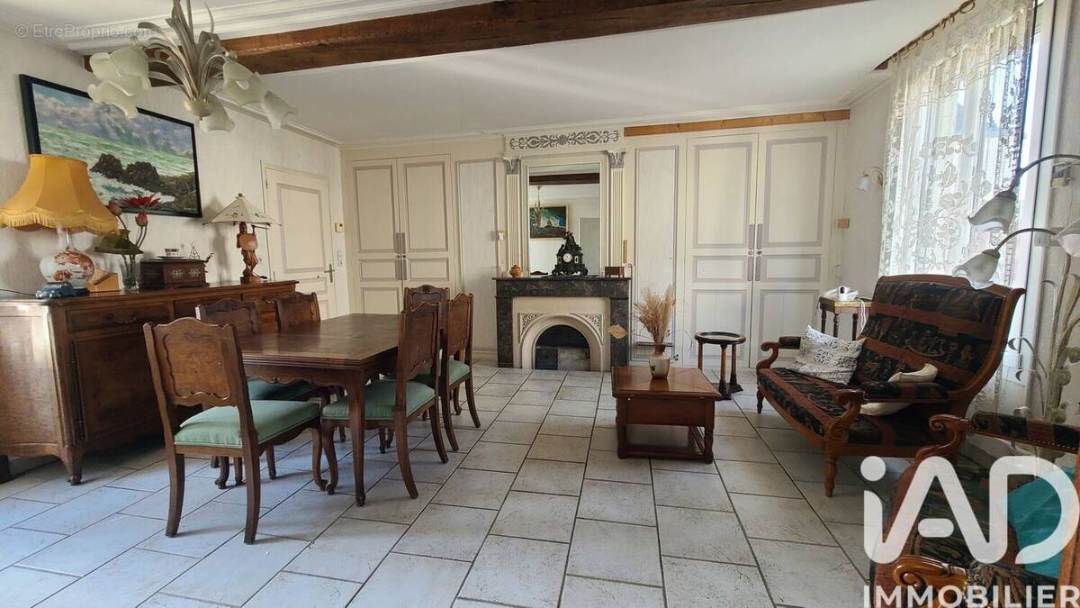 Photo 1 - Maison à VERNANTES