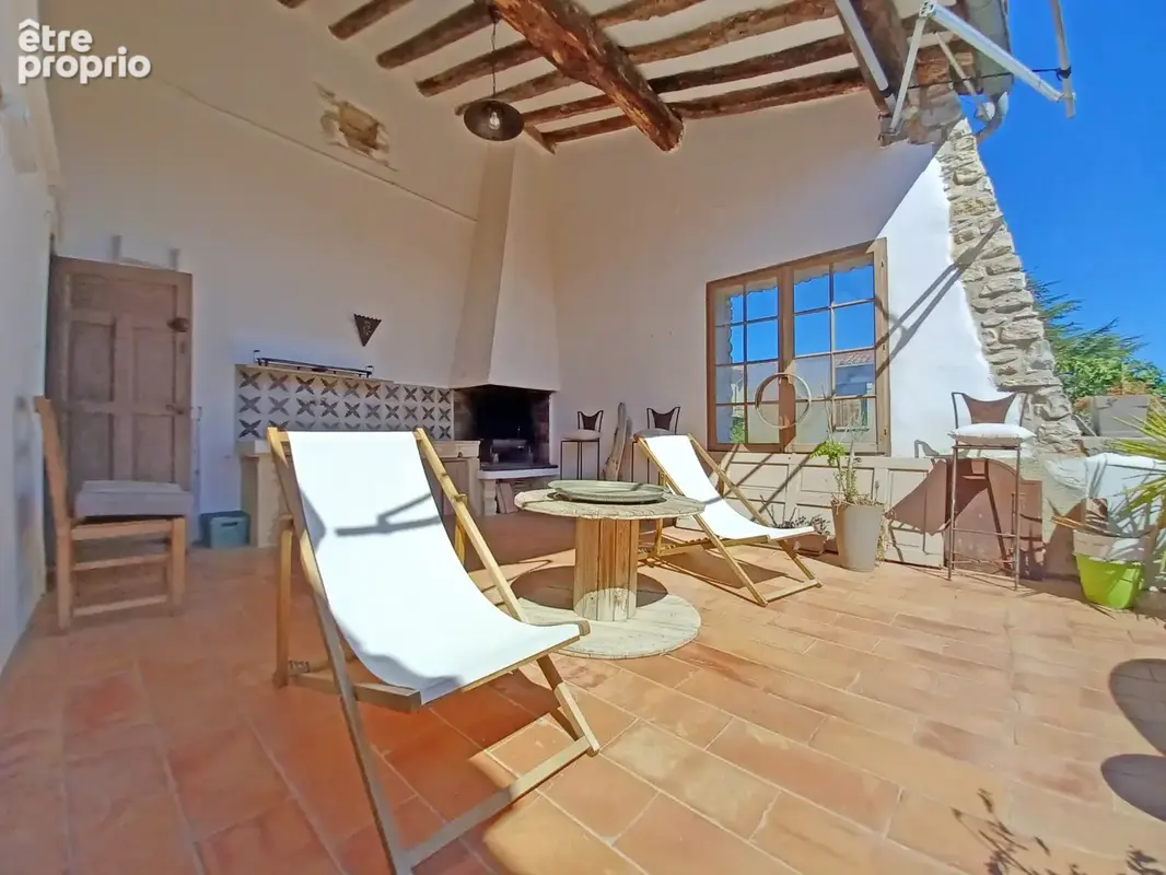 Maison 5 pièces 166 m² à vendre à Sommieres (30250) - photo 2