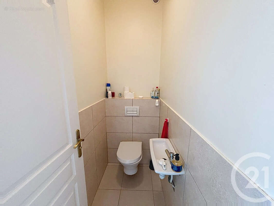 Maison 155 m² à Mareuil-Le-Port  - photo 7