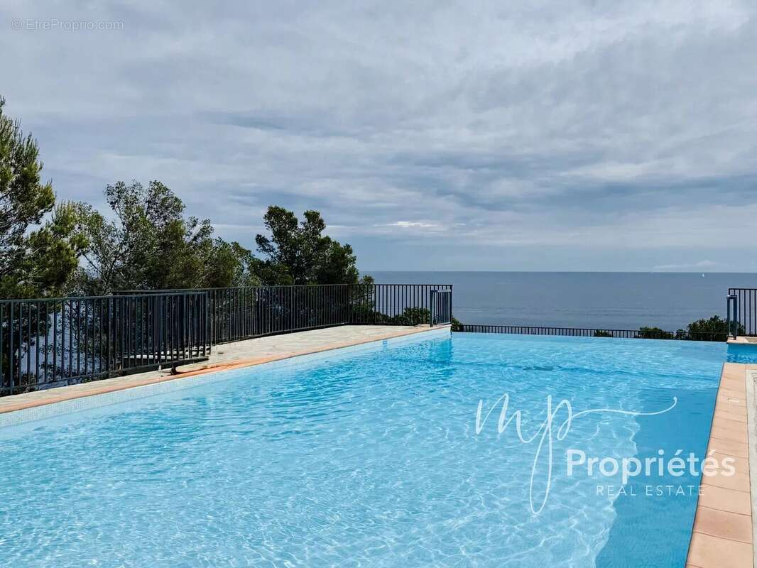 Appartement à LE LAVANDOU