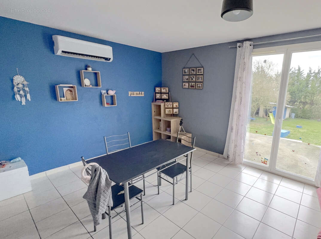 Maison à LESCOUT