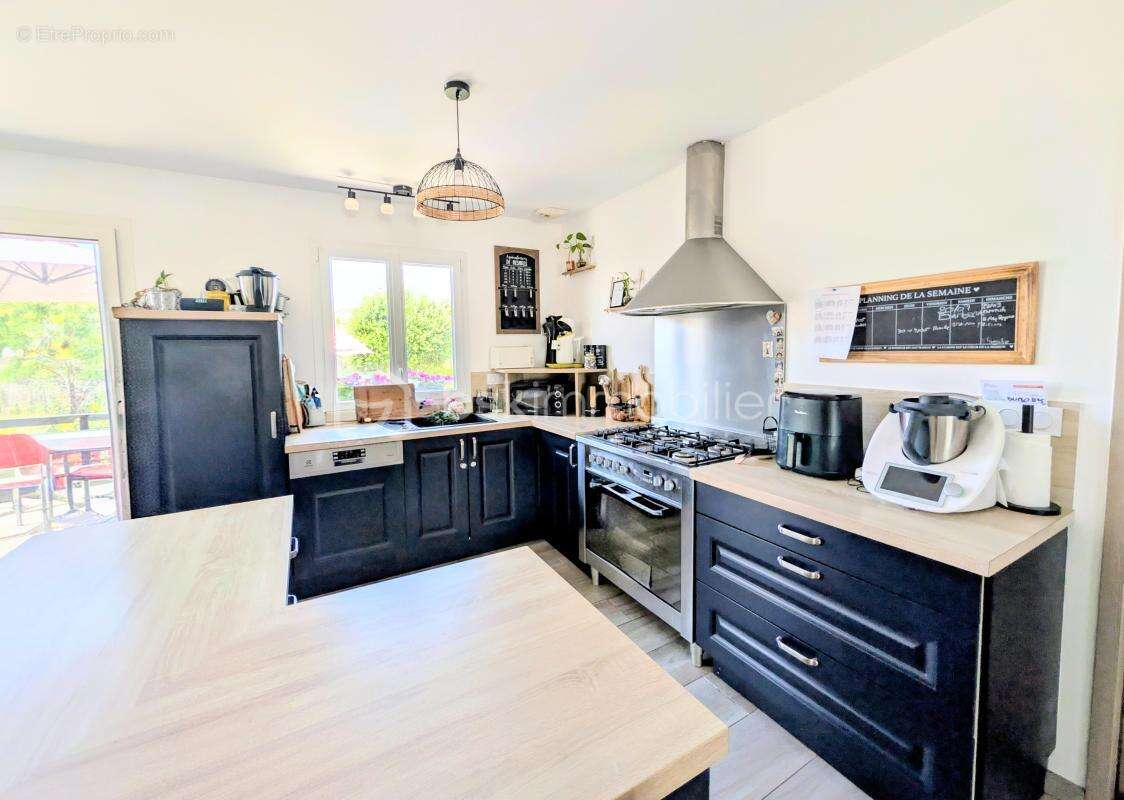 Maison familiale 121 m² - Jardin – Garage - Grenier - photo 8