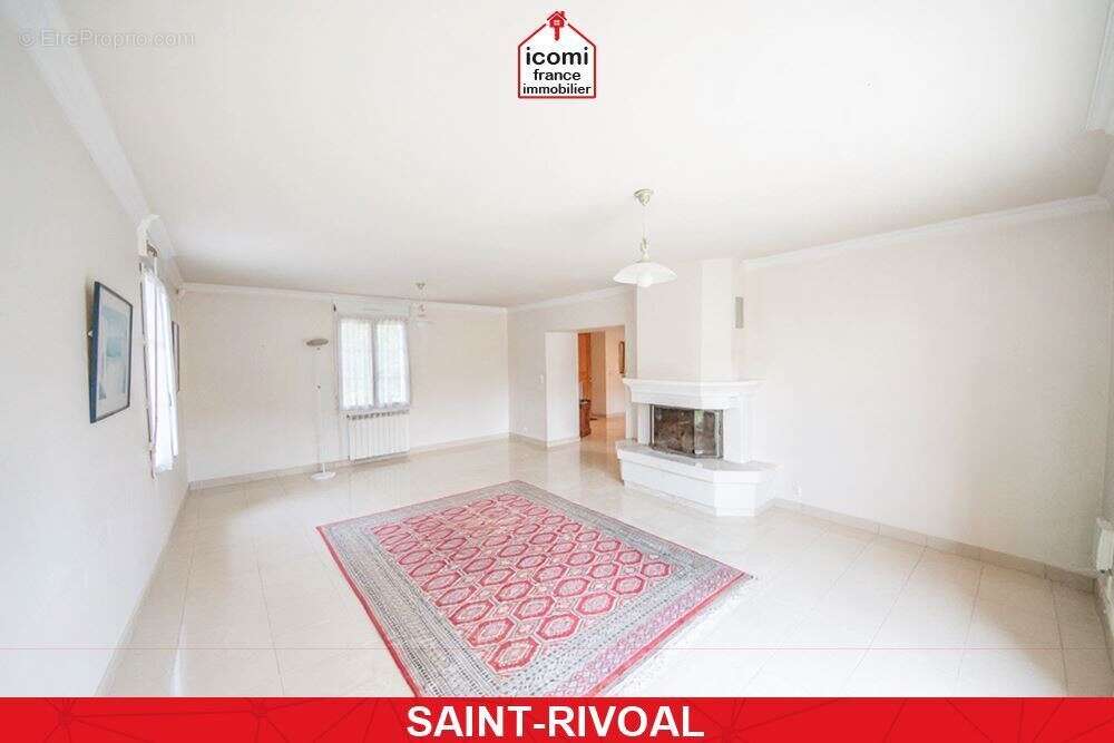 Maison à SAINT-RIVOAL