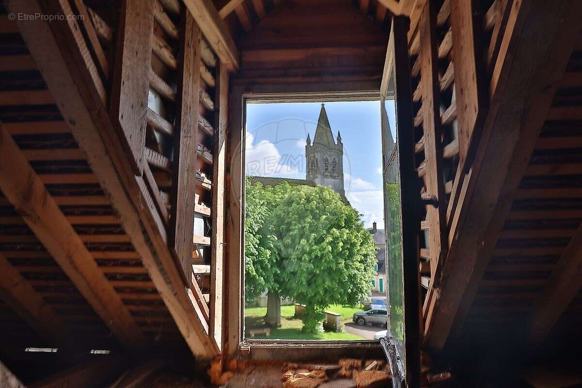 Maison à BEAUMONT-LA-FERRIERE