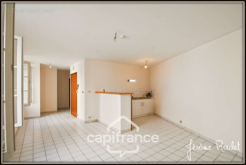 Appartement à NEUVILLE-DE-POITOU