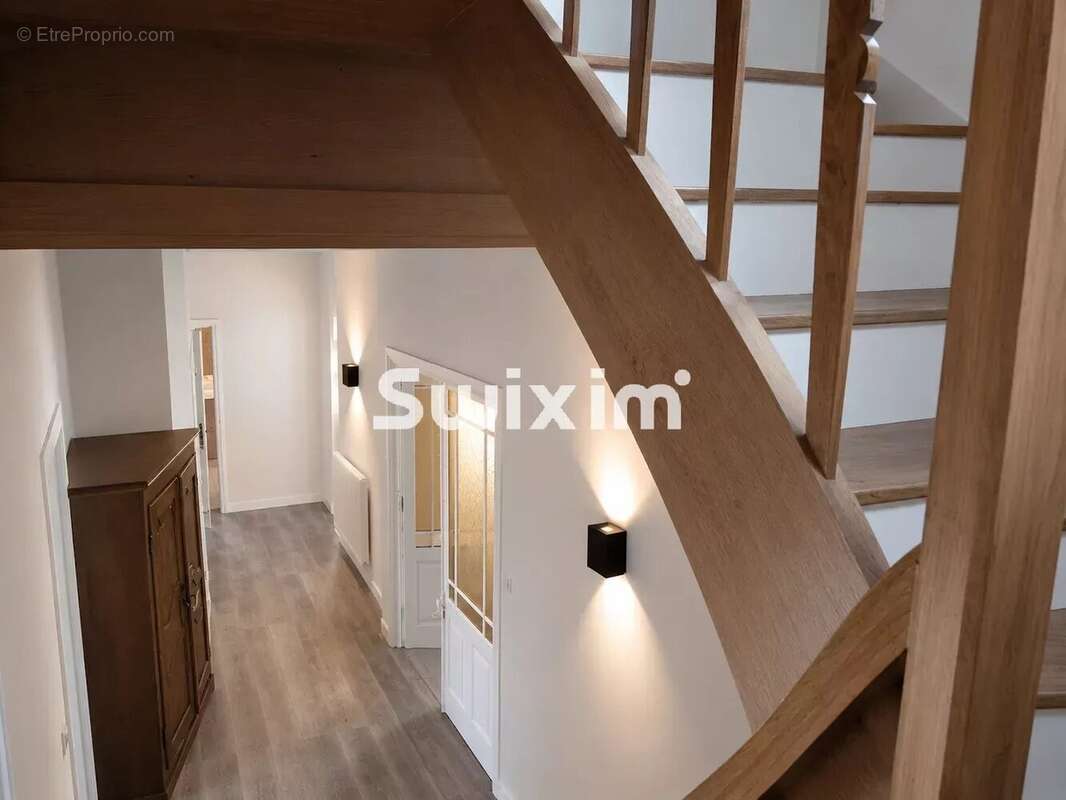 Photo Appartement à Lons-Le-Saunier au prix de 337 000€