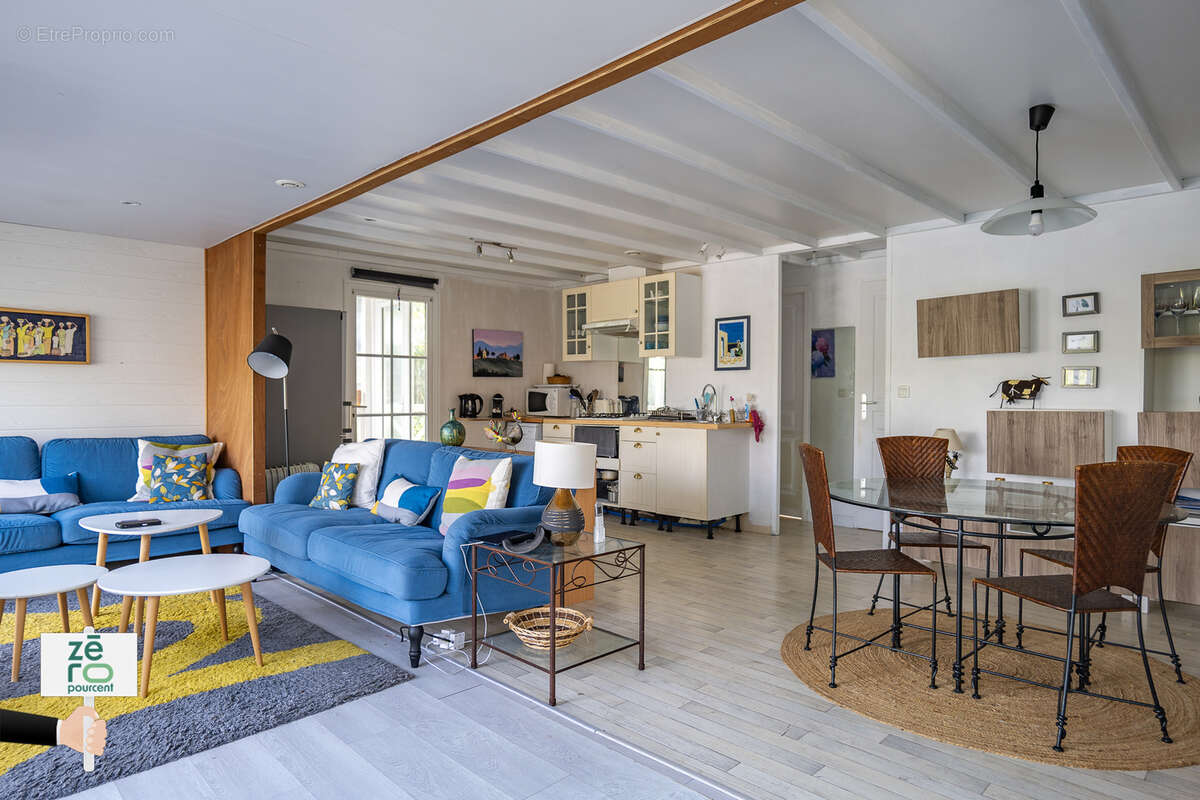 Maison à SAINT-CYR-EN-TALMONDAIS