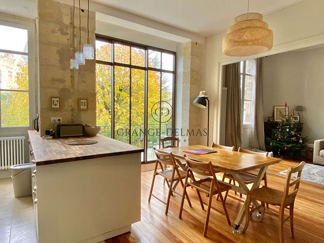 Appartement à BORDEAUX