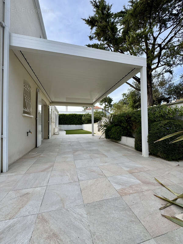 Maison à SAINT-GEORGES-DE-DIDONNE