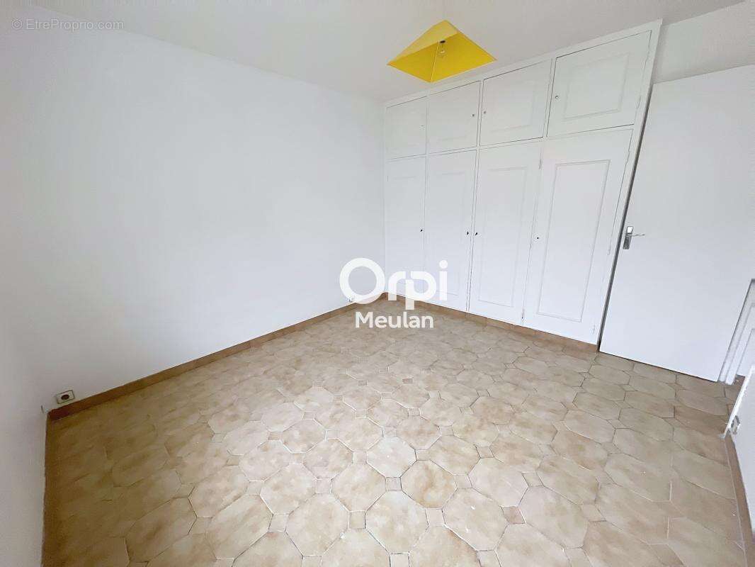 Maison à LES MUREAUX