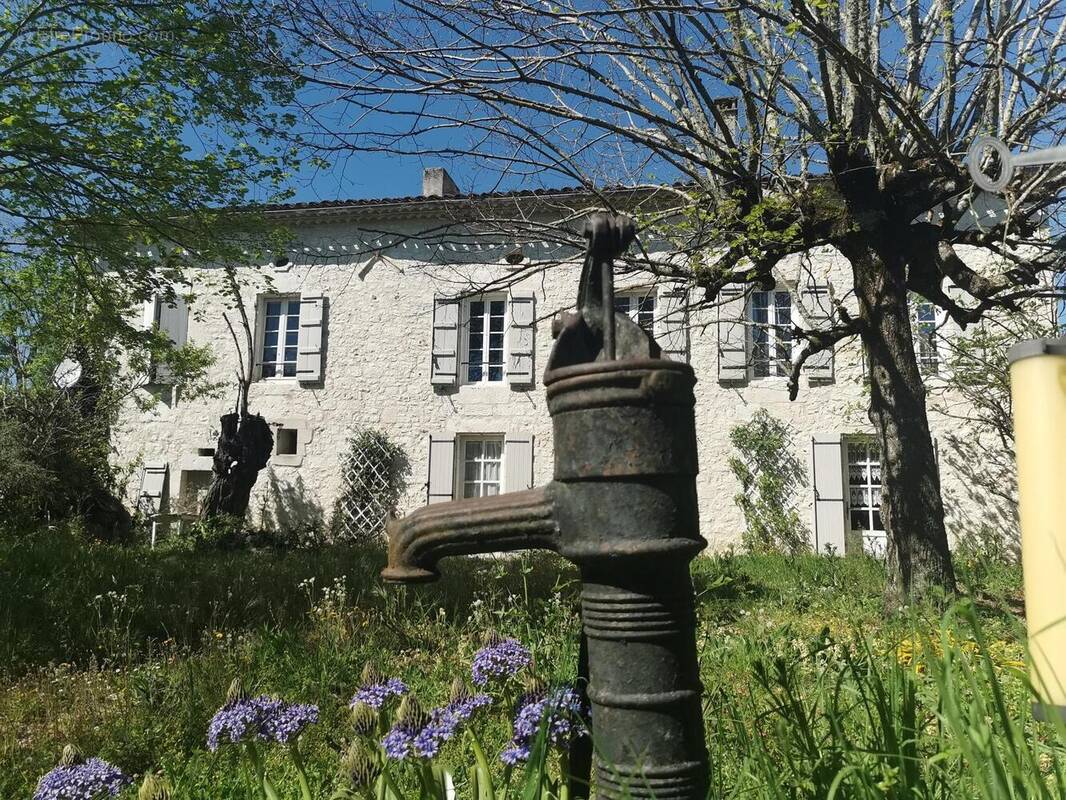 Photo 1 - Maison à LACOUR