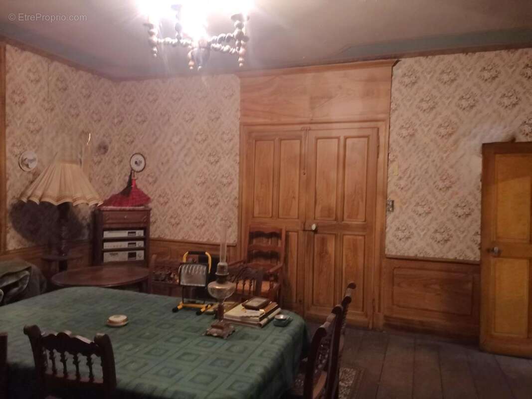 Maison à THUN-SAINT-MARTIN