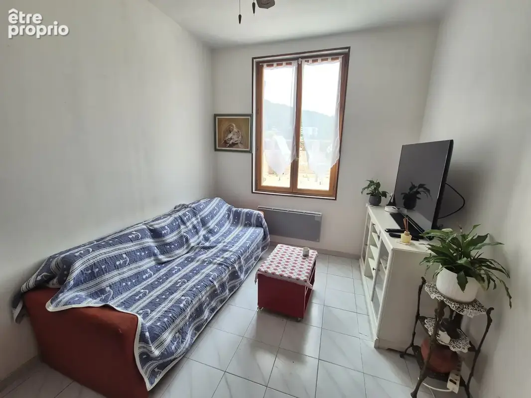 Maison T4 de 102 m2 avec jardin et terrasses, Toulon Ouest, quartier des Fours à Chaux - photo 4