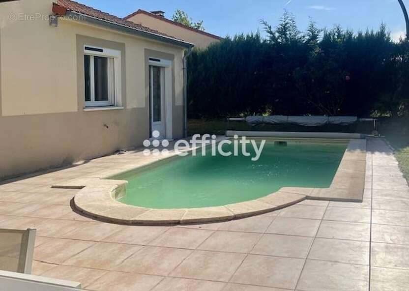 Maison à SAINT-MAURICE-L'EXIL