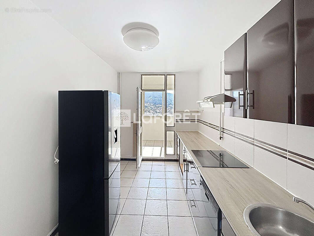 Appartement à MARSEILLE-10E