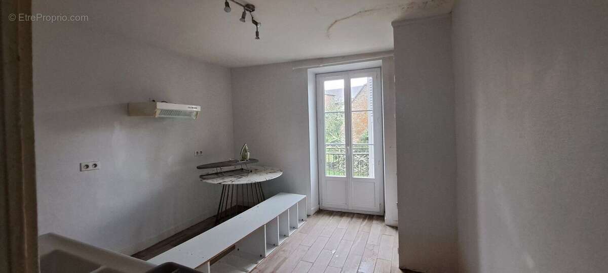 Appartement à JUILLAC