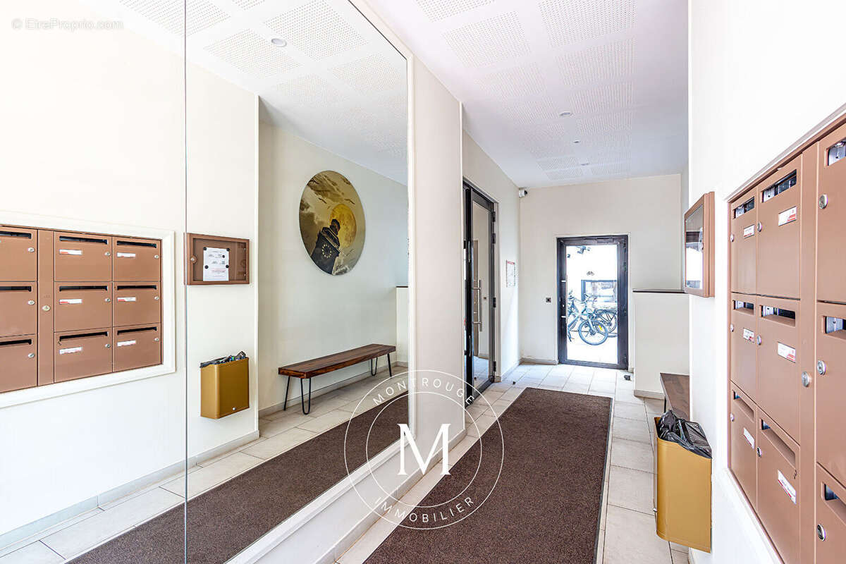 Appartement à MONTROUGE