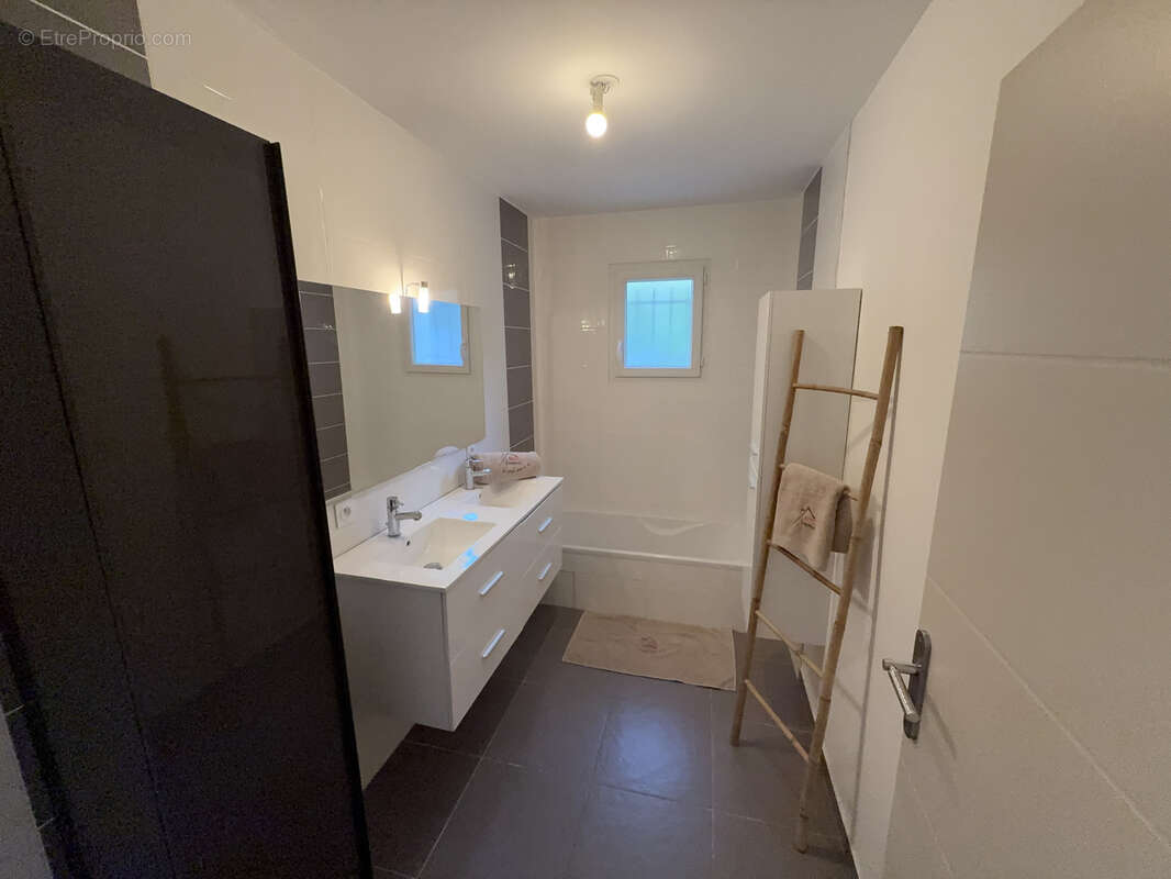 Maison à TIGNIEU-JAMEYZIEU