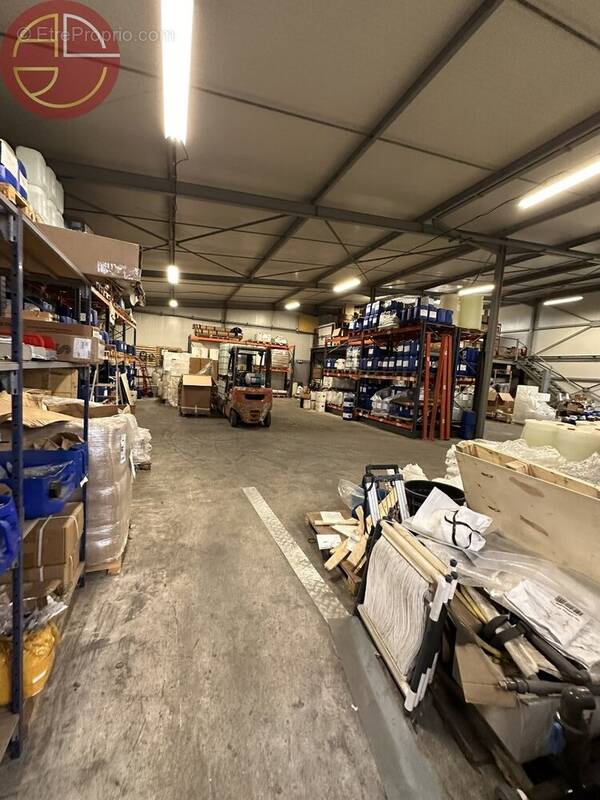 Commerce à L&#039;ISLE-JOURDAIN