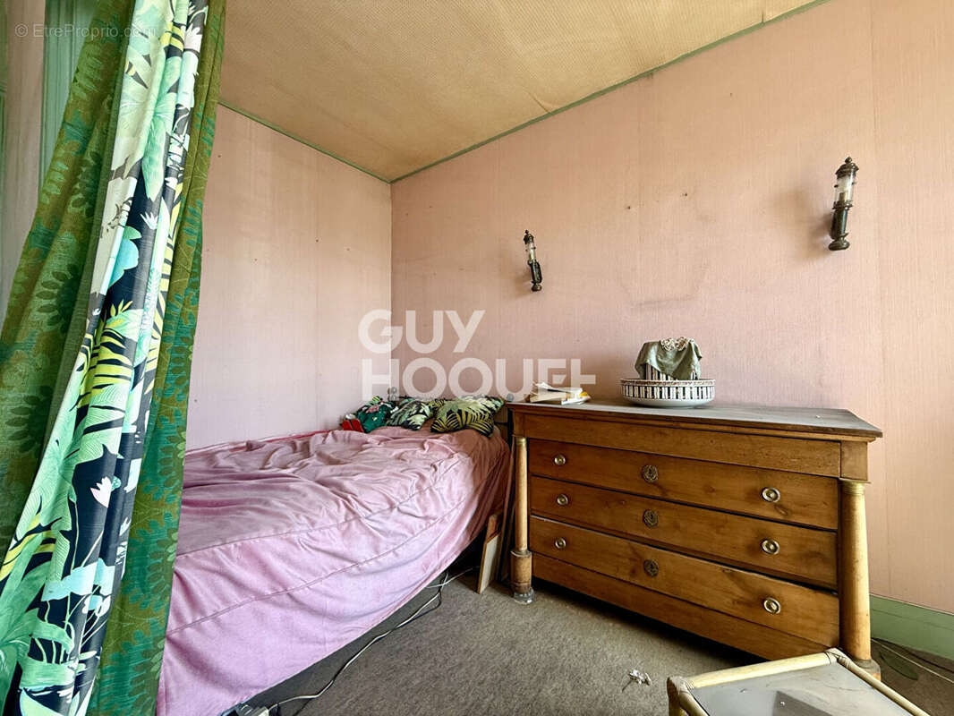 Appartement 2/3 pieces - emplacement d'exception face au port - photo 4