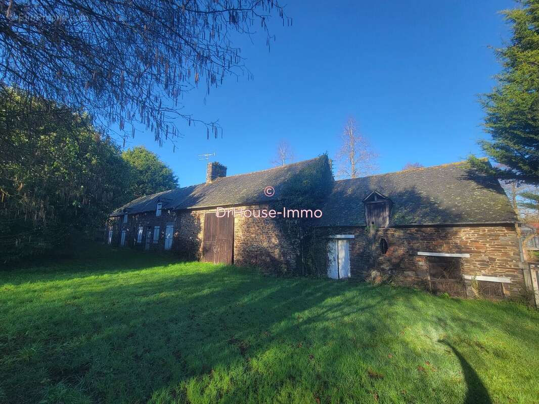 Maison à DOL-DE-BRETAGNE