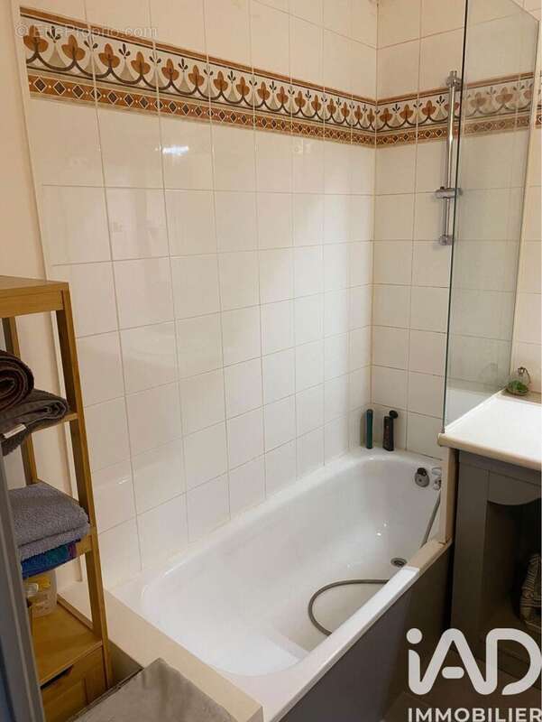 Photo 9 - Appartement à ROQUEBRUNE-SUR-ARGENS