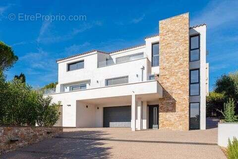 Maison à SANARY-SUR-MER