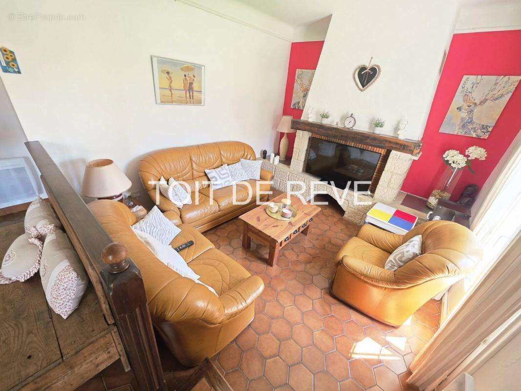 Mèze : villa t5 de 185m2 sur 634m2 de parcelle - photo 8