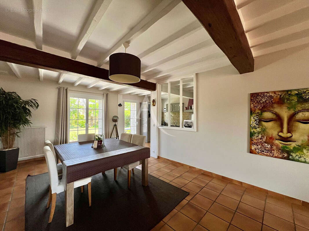 Maison à TALMONT-SAINT-HILAIRE