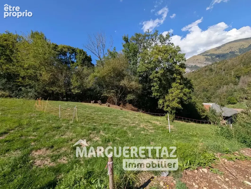 Terrain constructible 1589m² - photo 4