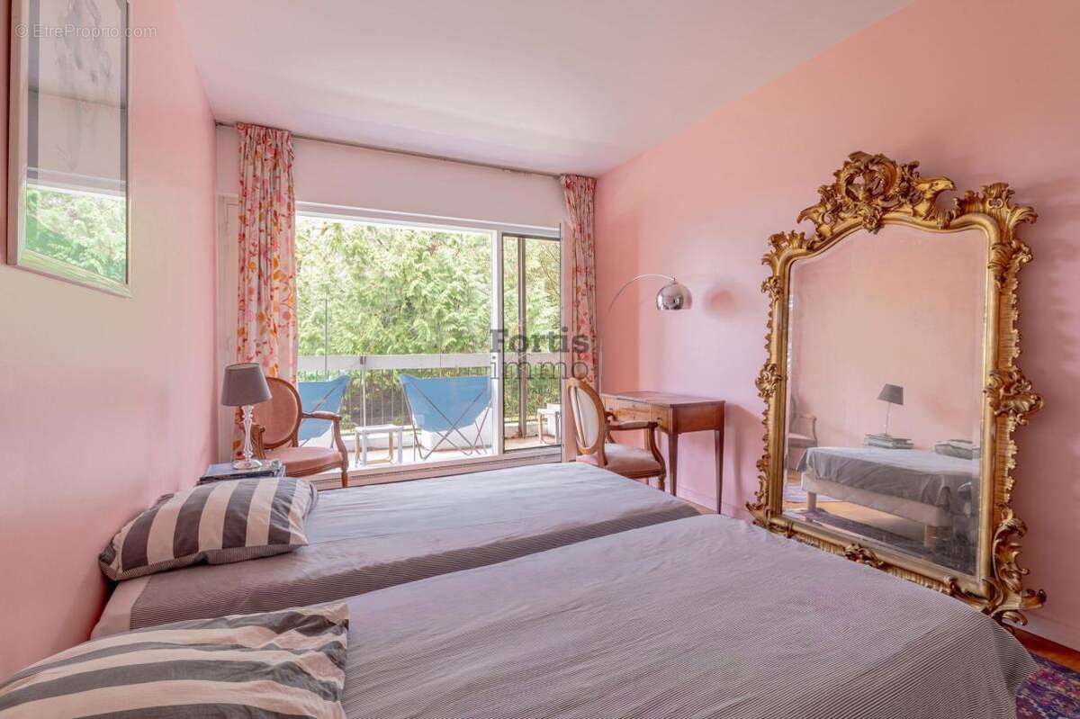 Appartement à LE CHESNAY