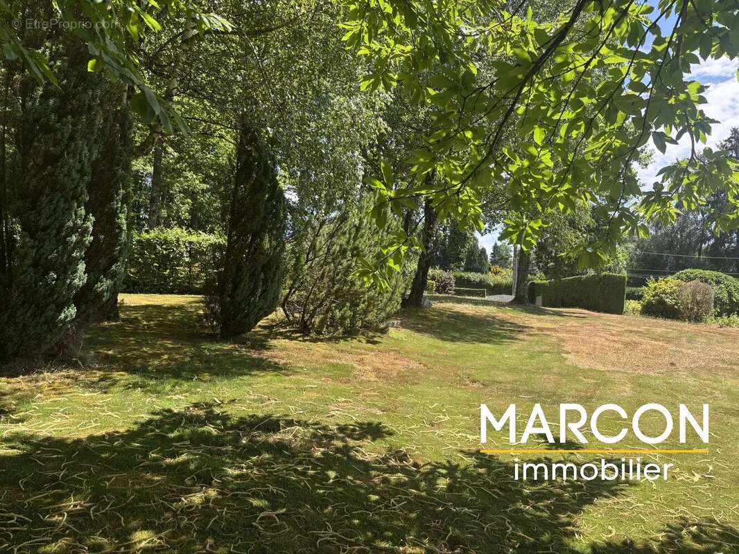 Maison à LA SOUTERRAINE