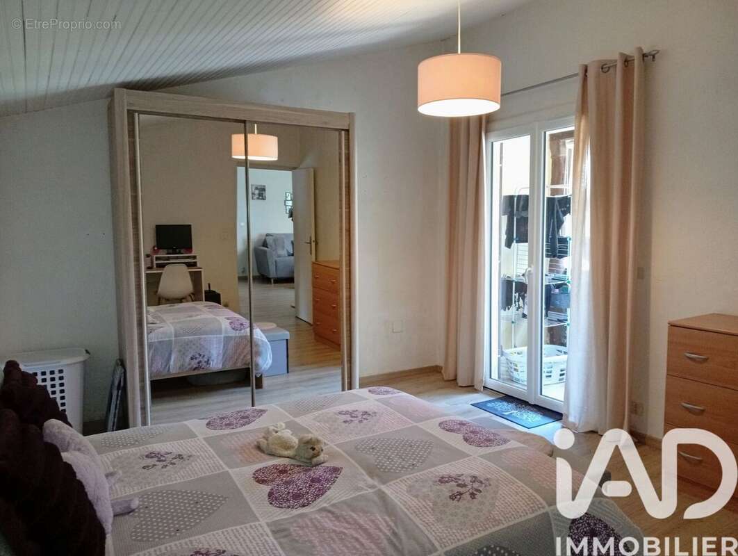 Maison 116 m² à Brassac  - photo 7