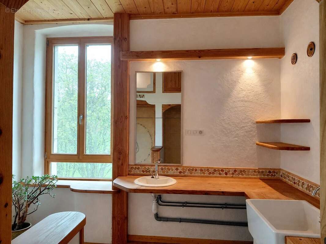 Maison à LA PESSE