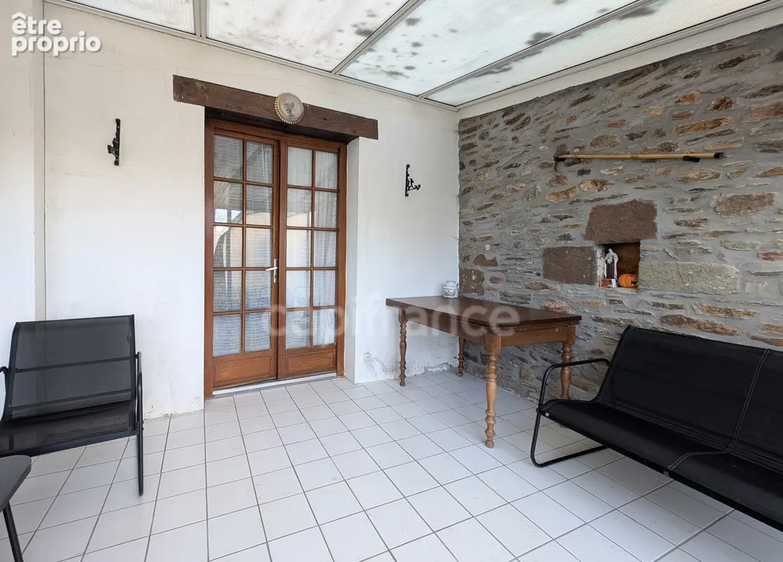 Maison mitoyenne en pierres à rénover avec 2 hectares de terrain plat à Carentoir – Idéal chevaux et projets nature.” - photo 6