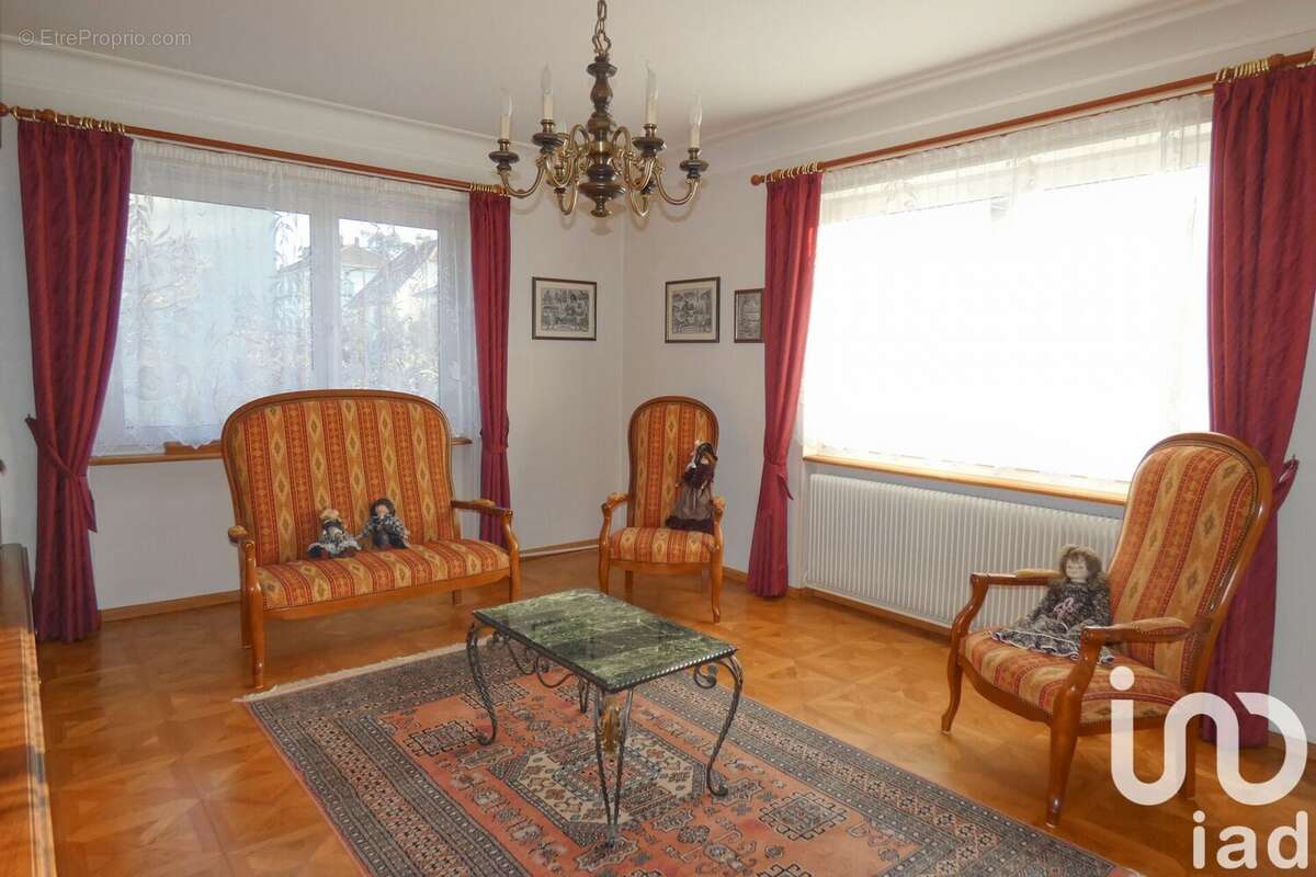 Photo 3