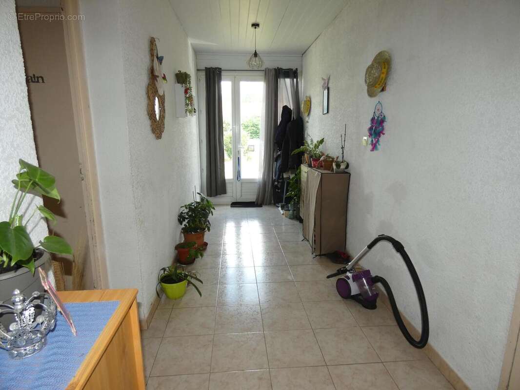 Photo 8 - Maison à PUICHERIC