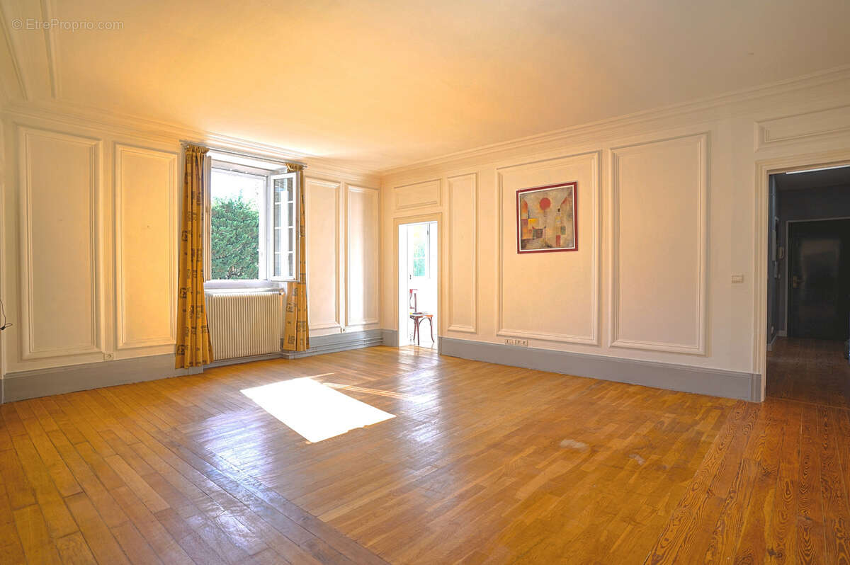 Appartement à FONTAINEBLEAU