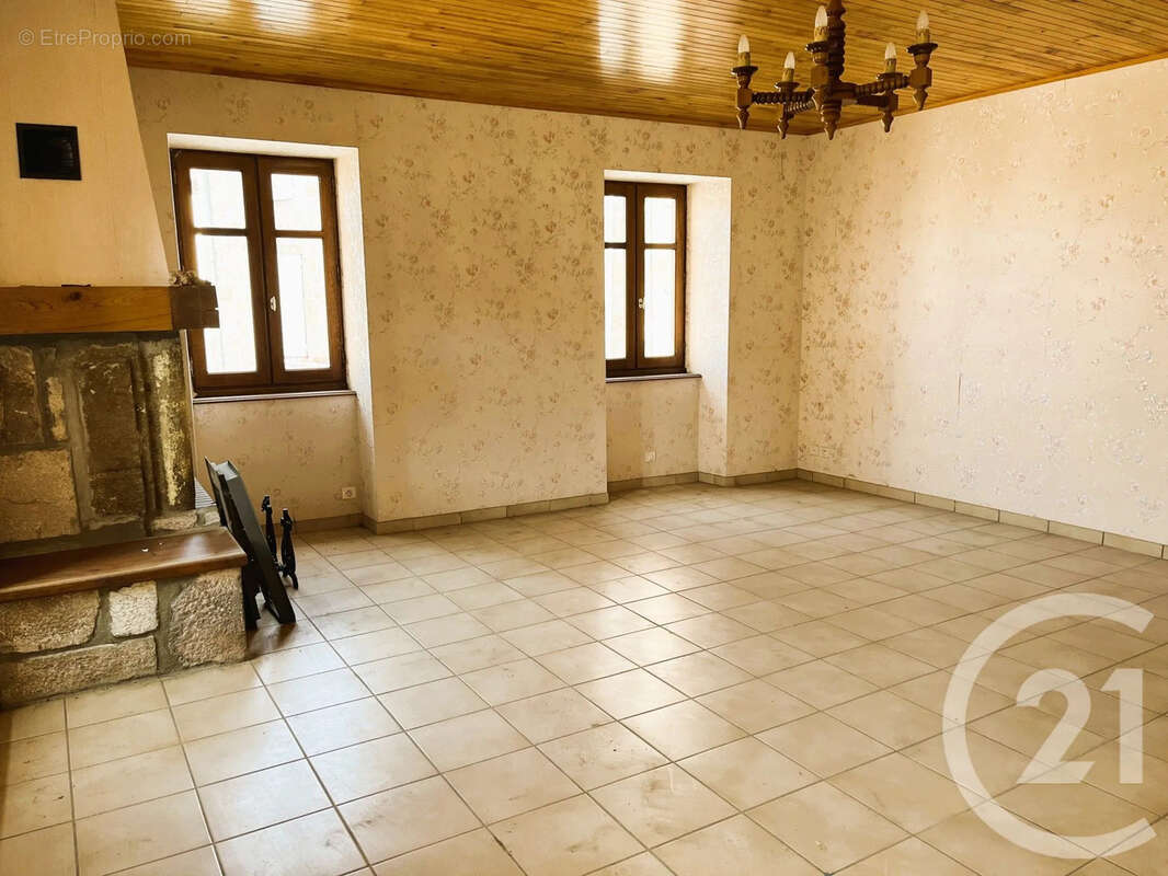 Maison à SAINT-FELICIEN