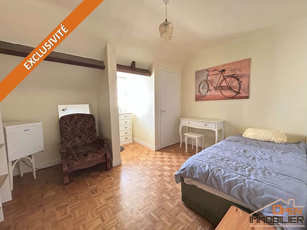 Maison à SAINT-JULIEN-DE-LAMPON