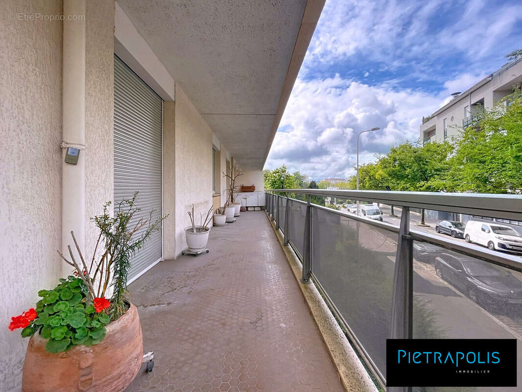 BALCON CÔTÉ OUEST - Appartement à LYON-7E