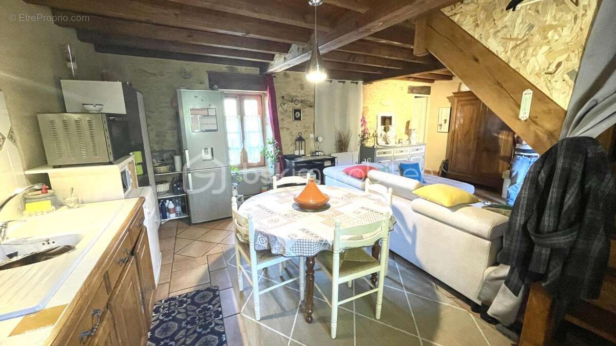 Ensemble de cinq maisons toutes louées - photo 10