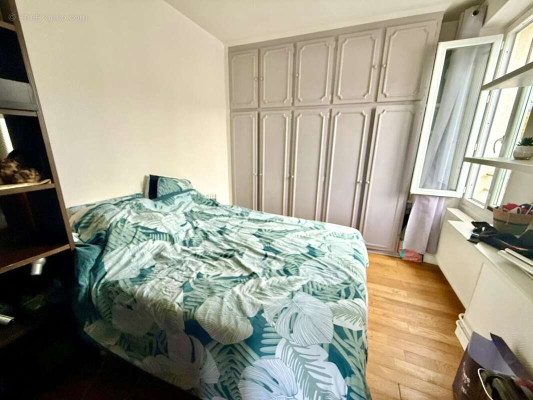 Appartement à PARIS-11E