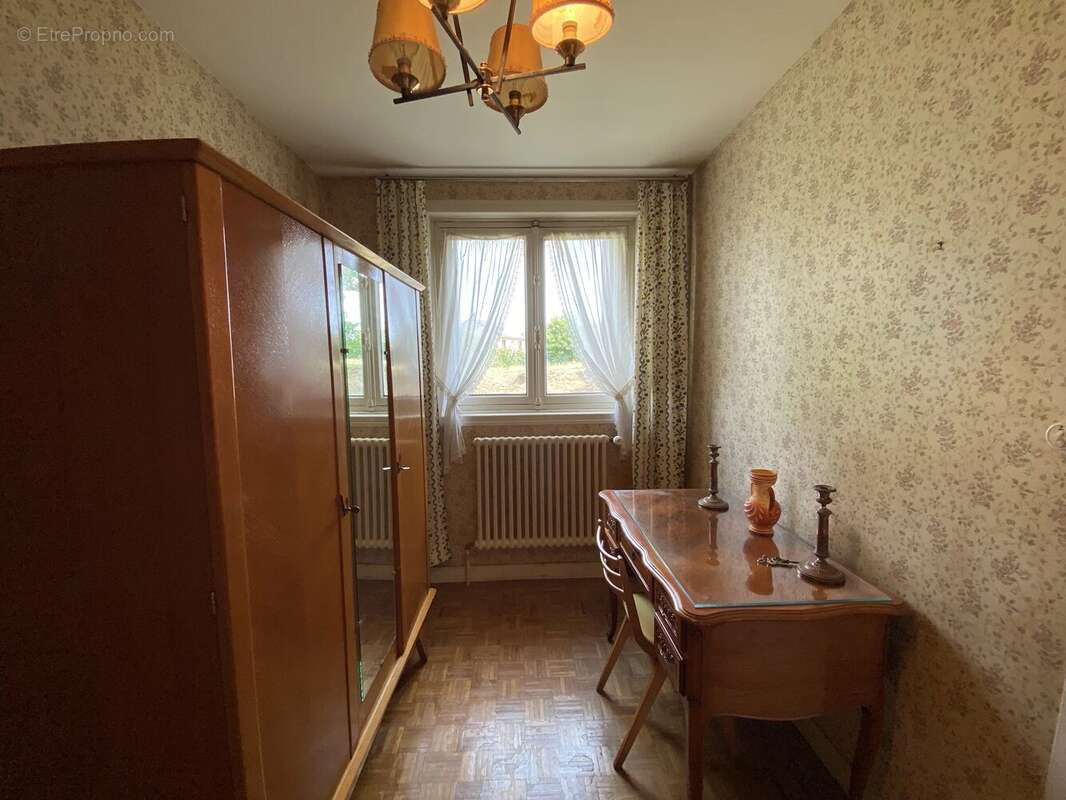 Belle maison familiale avec grand jardin à Bellac - photo 9